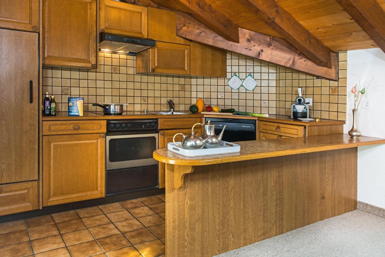 Holiday Apartment Residence Bellevue Zermatt Bagian luar foto
